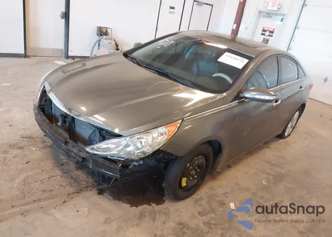 2013 Hyundai Sonata Limited z USA, uszkodzony, nr VIN 5NPEC4ACXDH559271